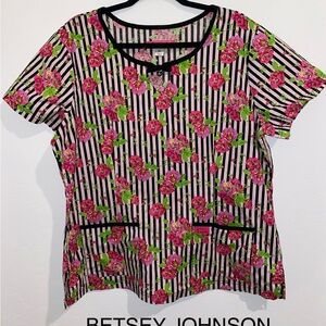 Betsey Johnson Pink Floral Women's Scrub Top XL